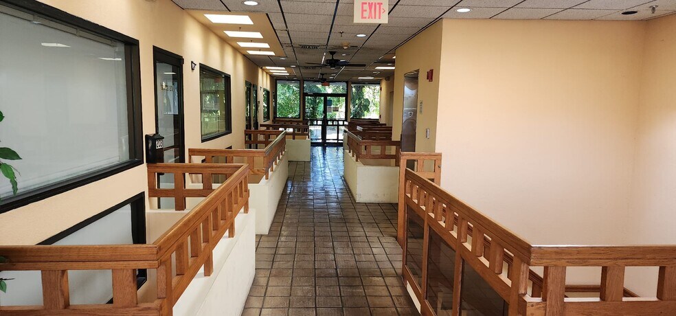 More Photos Of 10235 W Sample Rd, Coral Springs Medical For Lease