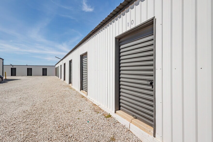 More Photos Of 1060 Early Blvd, Early Self Storage For Sale