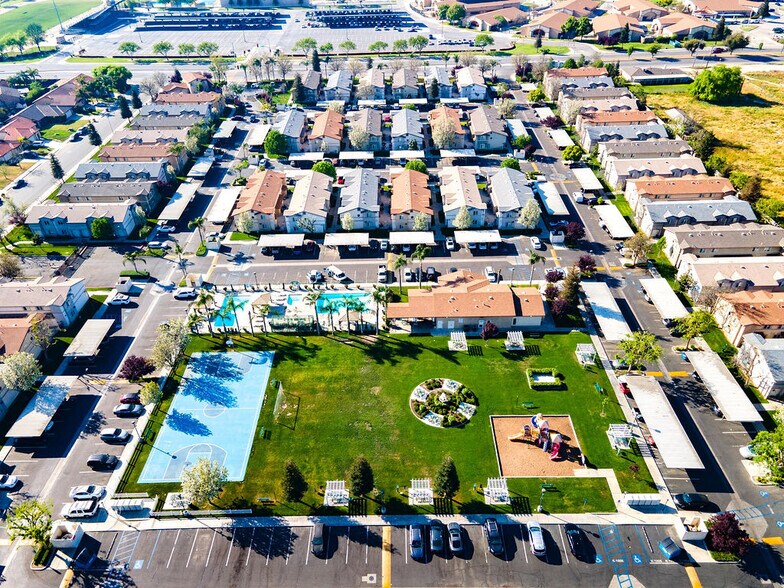 More Photos Of 600 Hosking Ave, Bakersfield Apartments For Sale