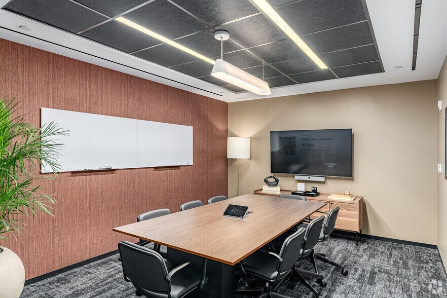 More Photos Of 12 E 49th St, New York Coworking Space