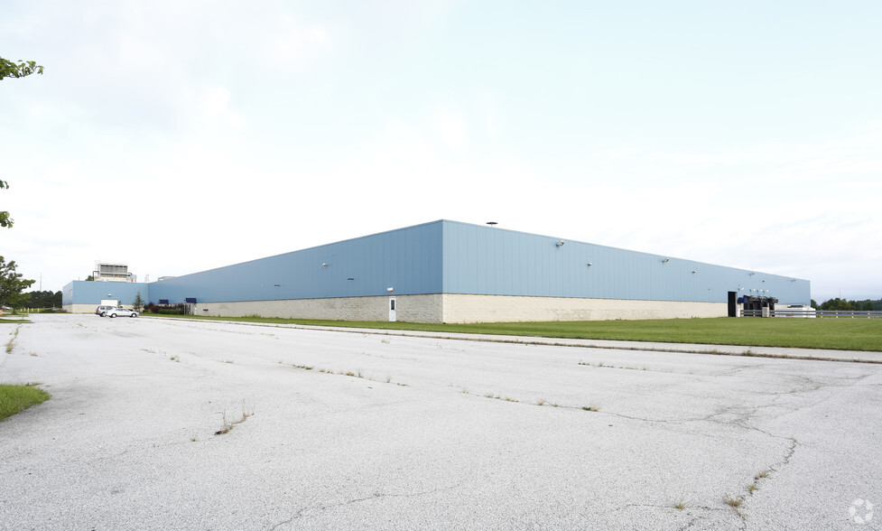 Primary Photo Of 1775 Progress Dr, Perrysburg Warehouse For Sale