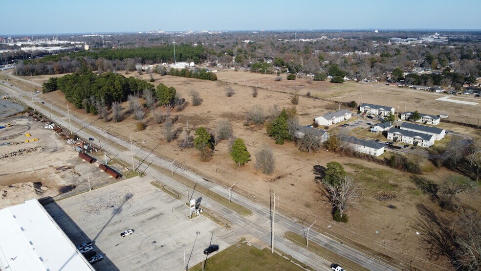 More Photos Of 0 West 70th Street at Jewella Avenue, Shreveport Land For Sale