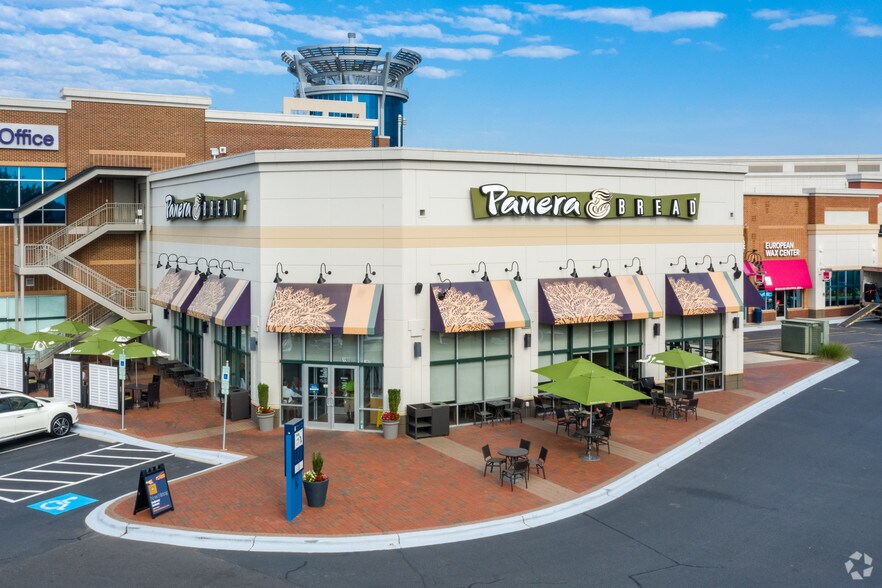 More Photos Of 14825 Ballantyne Village Way, Charlotte Unknown For Lease