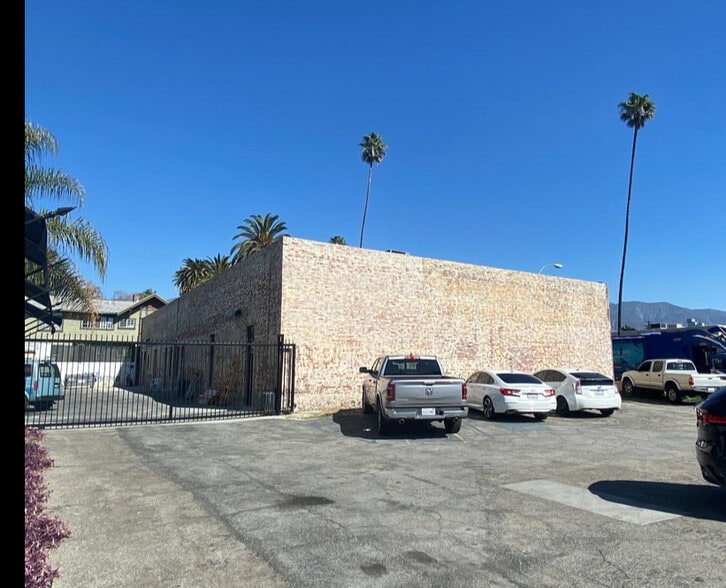More Photos Of 715-725 N Los Robles Ave, Pasadena Storefront Retail Office For Lease