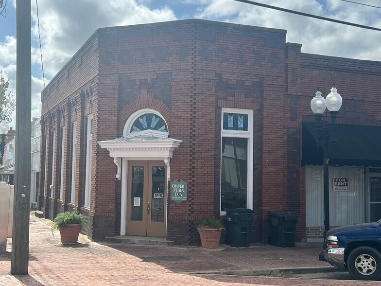 Primary Photo Of 124 E College Ave, Ashburn Loft Creative Space For Sale