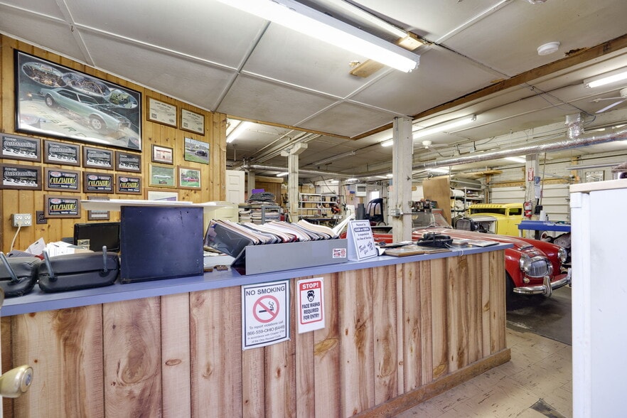 More Photos Of 46 Jefferson St, Brookville Storefront Retail Residential For Sale