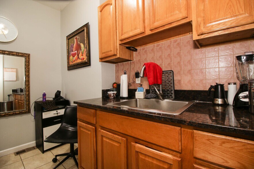 More Photos Of 201 Hackensack Plank Rd, Weehawken Restaurant For Sale