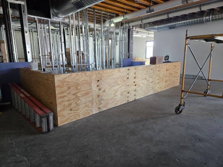 More Photos Of 125 E State St, Cherry Valley Restaurant For Lease