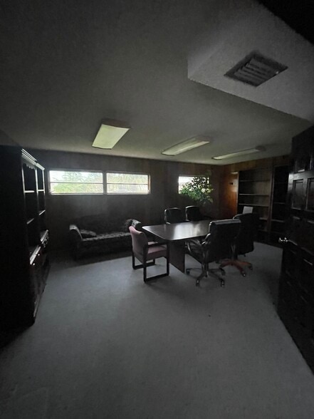 More Photos Of 5516 SE 113th St, Belleview Office For Lease