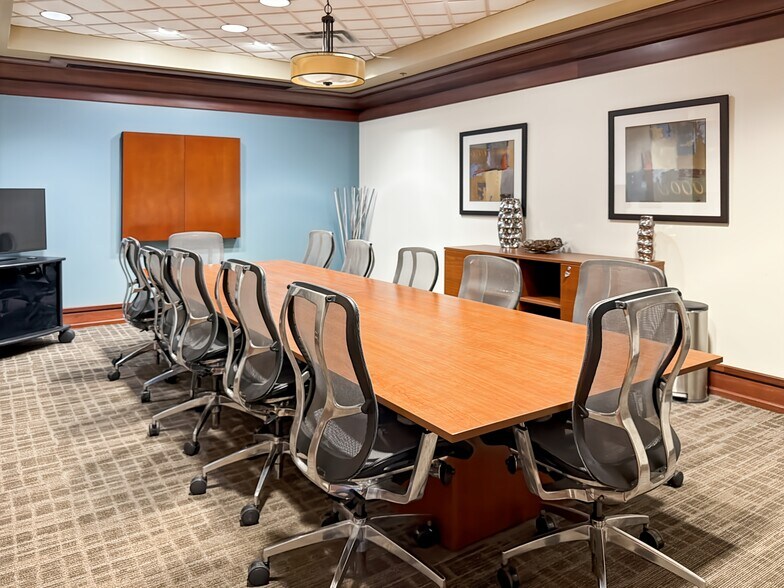 Primary Photo Of 4720 Salisbury Rd, Jacksonville Coworking Space