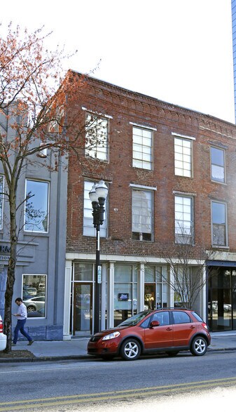 More Photos Of 714 Gay, Knoxville General Retail For Lease