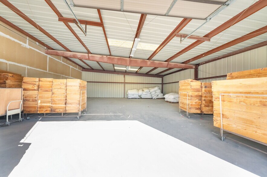 More Photos Of 480 Pat Ave, Overton Industrial For Sale