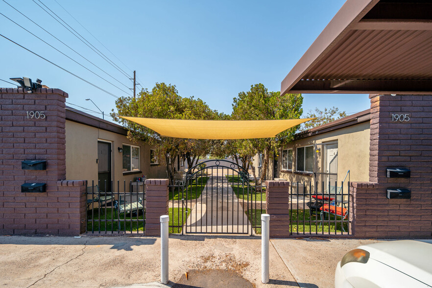 Primary Photo Of 1905 W Village Dr, Phoenix Apartments For Sale