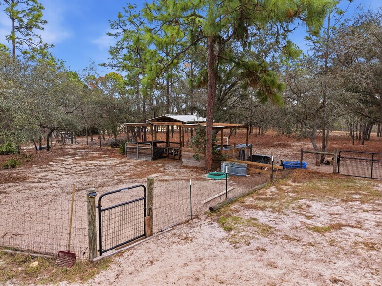 More Photos Of 12124 Squeeze Ave, Brooksville Land For Sale