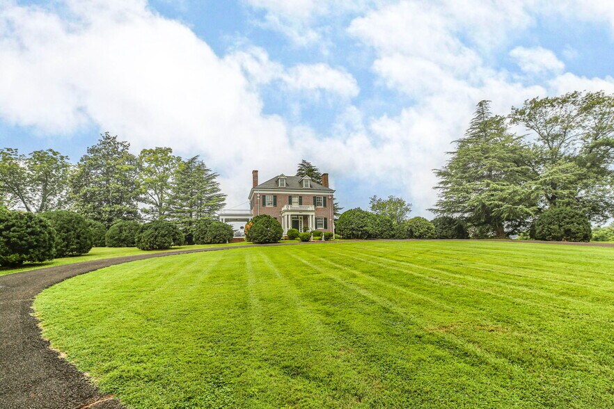 More Photos Of 590 N Madison Rd, Orange Land For Sale