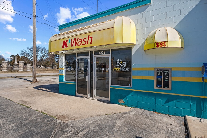 More Photos Of , Independence Specialty For Sale