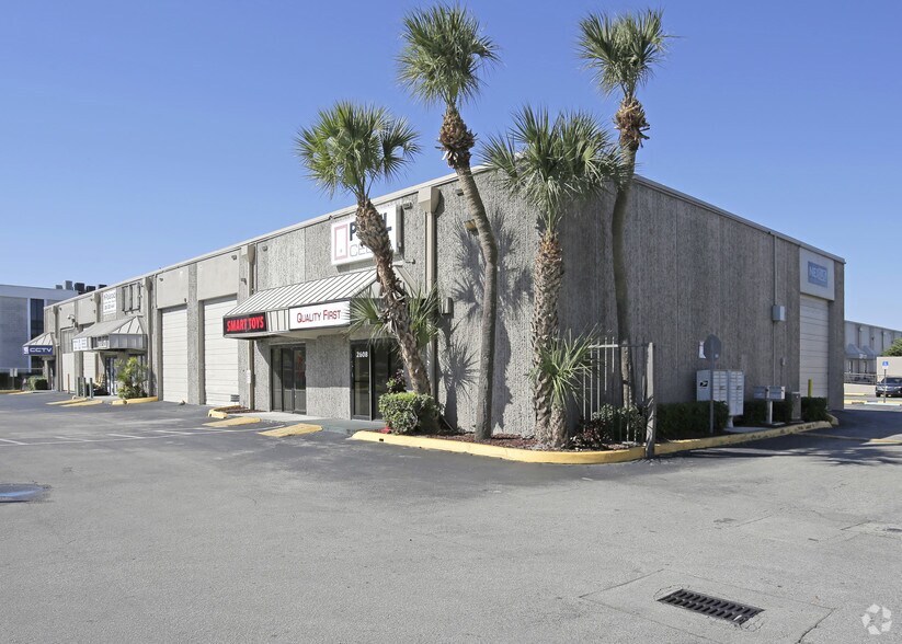 Primary Photo Of 2600-2634 NW 72nd Ave, Miami Warehouse For Lease