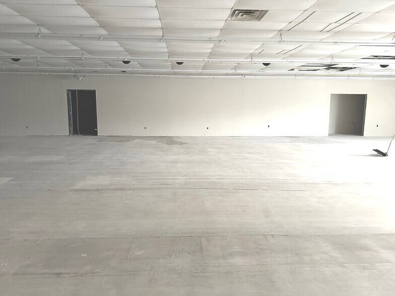 More Photos Of 326 Stonewall Jackson blvd, Orangeburg General Retail For Lease