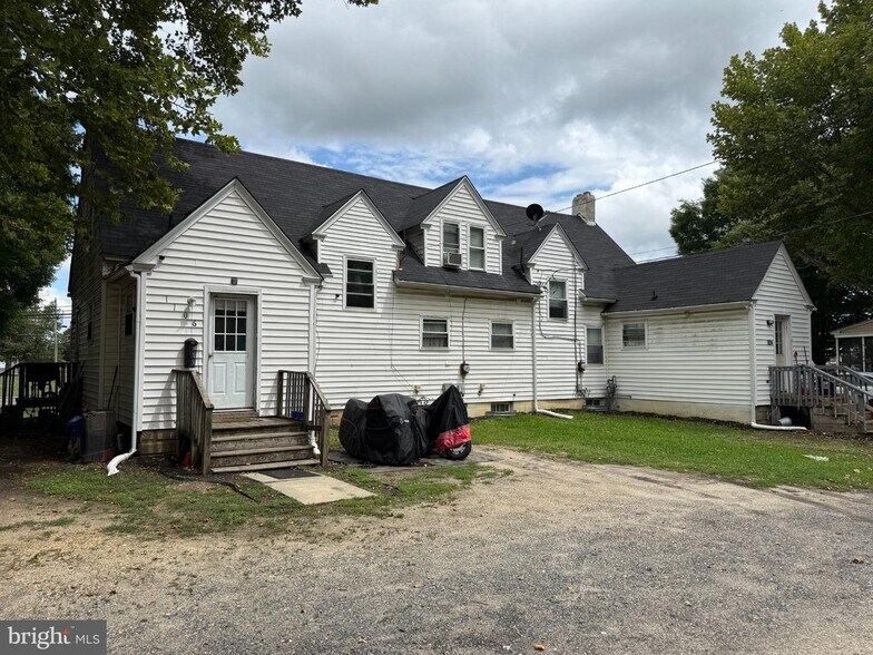 More Photos Of 26-36 Oakland St, Bridgeton Apartments For Sale
