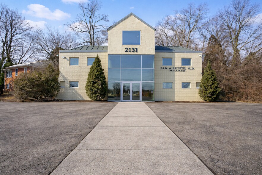 Primary Photo Of 2131 Richmond Rd, Staten Island Medical For Lease
