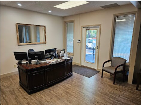 More Photos Of 2732 Capital NE, Tallahassee Office For Sale