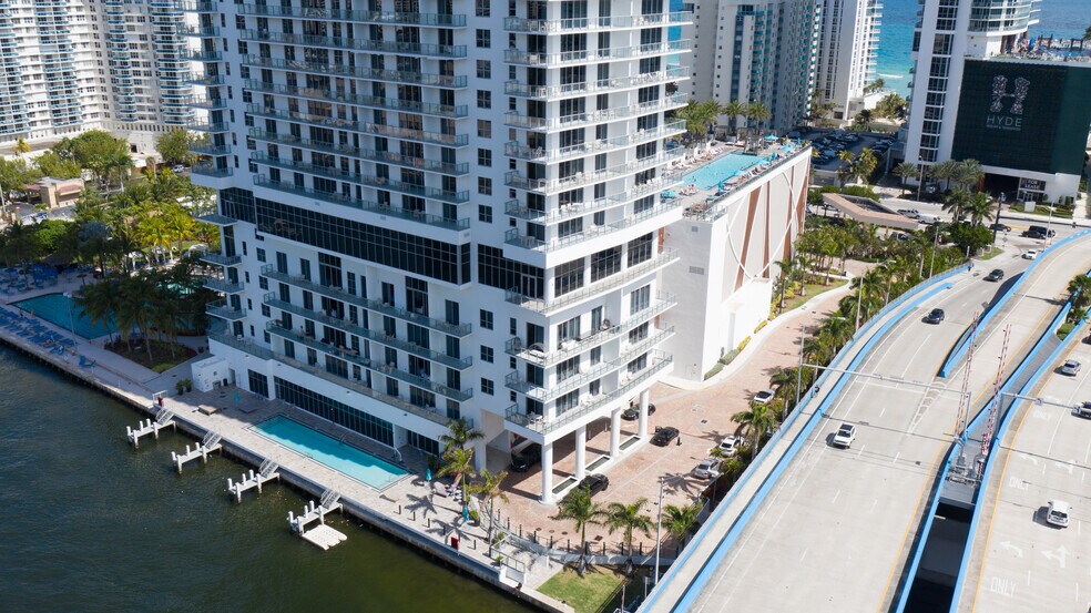 More Photos Of 4010 S Ocean Dr, Hollywood Hotel For Lease