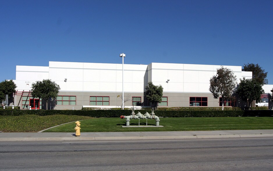 More Photos Of 3101 Camino Del Sol, Oxnard Manufacturing For Lease