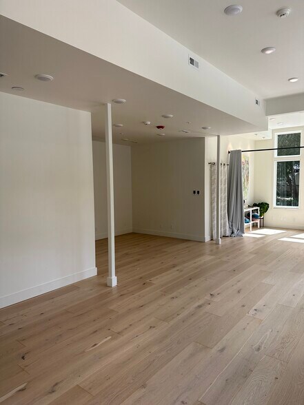 More Photos Of 395 Colorado, Telluride Storefront Retail Office For Lease