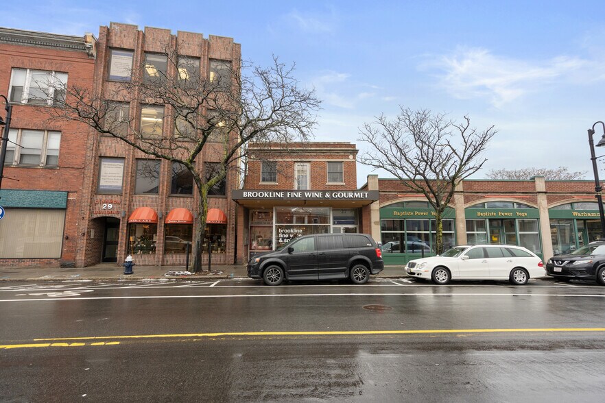 More Photos Of 27 Harvard St, Brookline Office For Lease