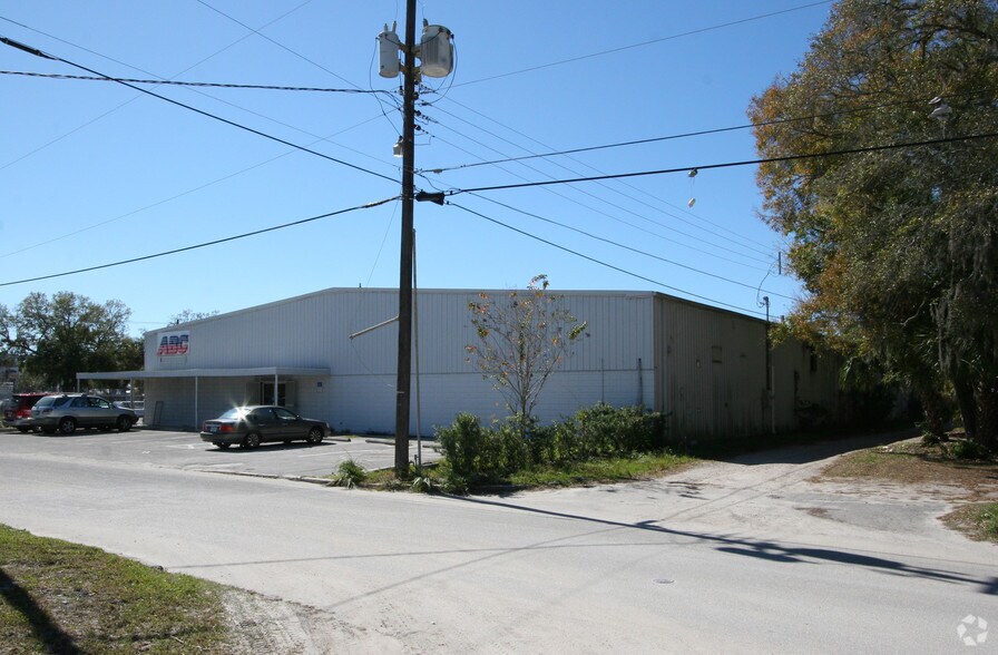More Photos Of 1125 9th Ave E, Bradenton Warehouse For Sale