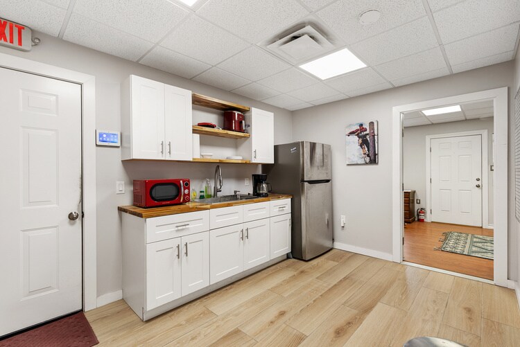 More Photos Of 4925 Ben Day Murrin Rd, Fort Worth Industrial For Sale