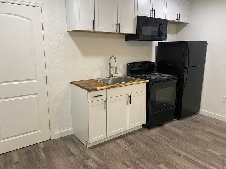 More Photos Of 5640 Highway 41, Jasper Apartments For Sale