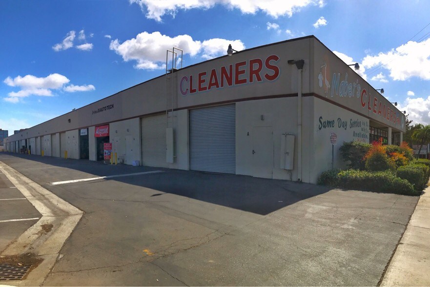 Primary Photo Of 260 E Dyer Rd, Santa Ana Light Manufacturing For Lease