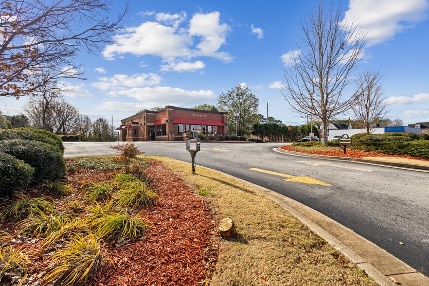 More Photos Of 273 Keys Ferry St, McDonough Fast Food For Sale