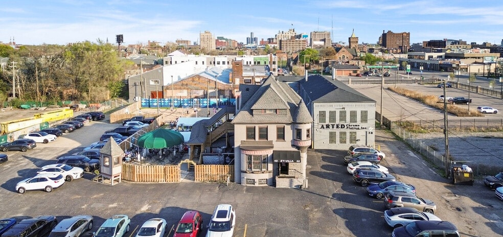More Photos Of 38 Piquette St, Detroit Warehouse For Sale