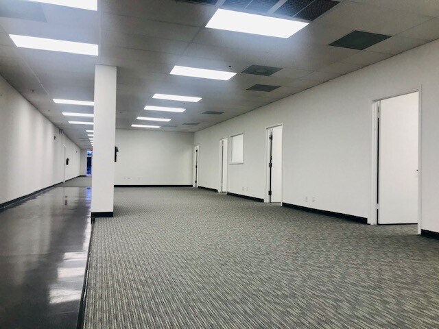 More Photos Of 3399 NW 72nd Ave, Miami Unknown For Lease
