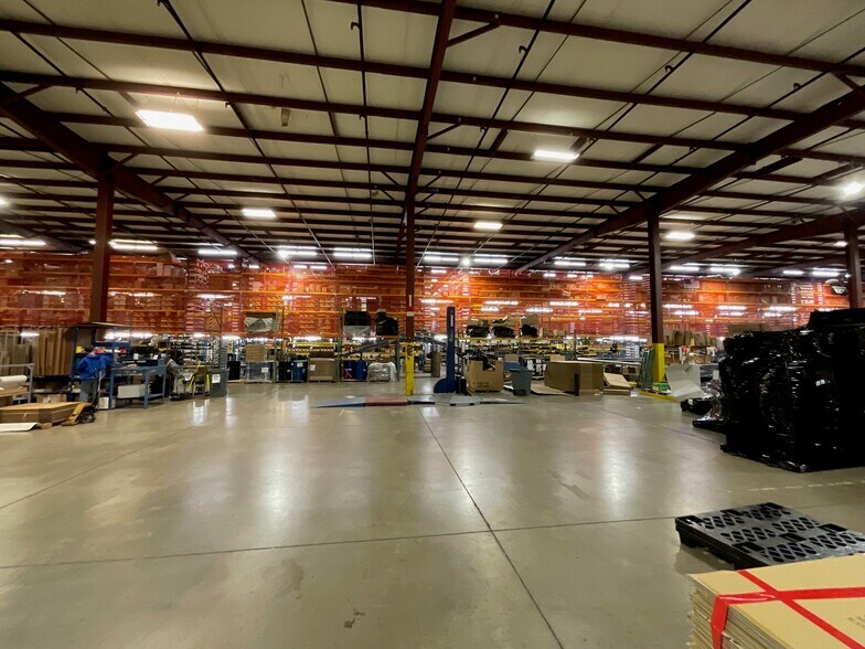 More Photos Of 902 H.L. Thompson Jr. Dr, Ashley Distribution For Sale