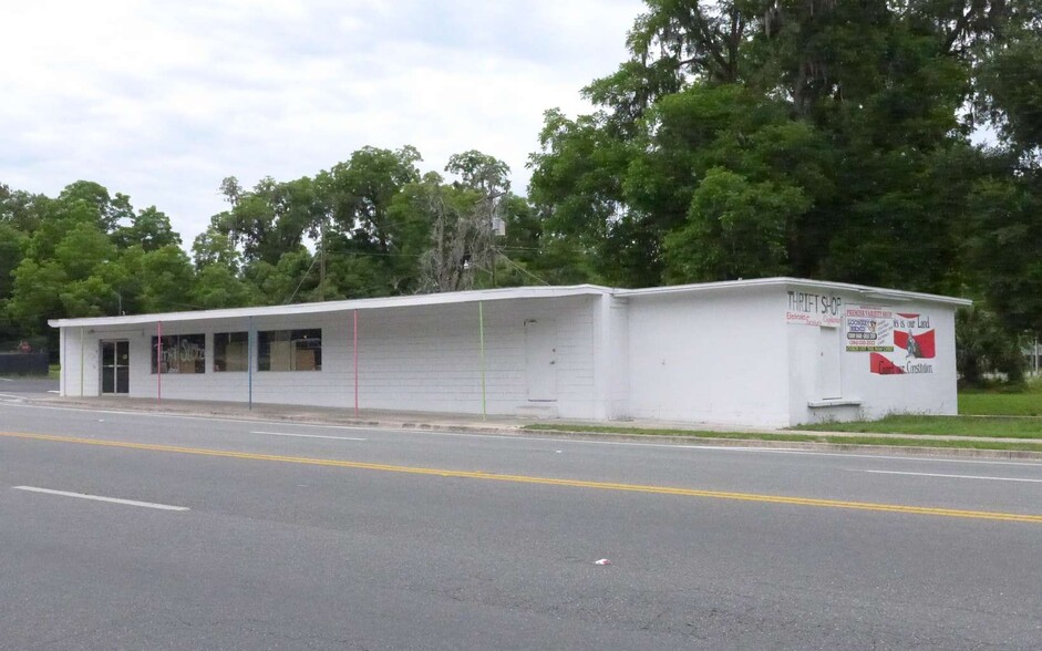 Primary Photo Of 501 N US 129, Live Oak Freestanding For Sale