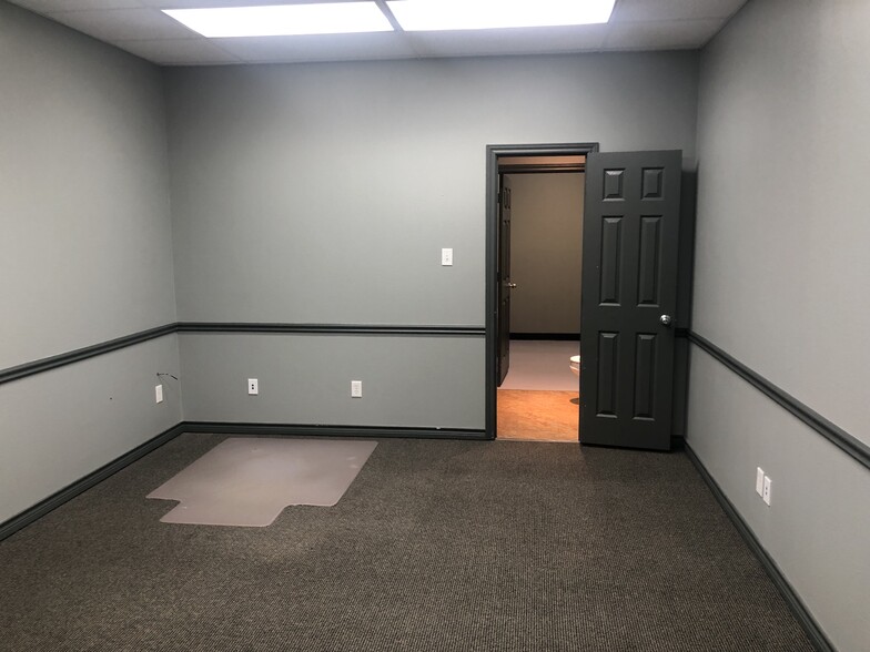 More Photos Of 4545 Old Jacksonville Hwy, Tyler Freestanding For Lease