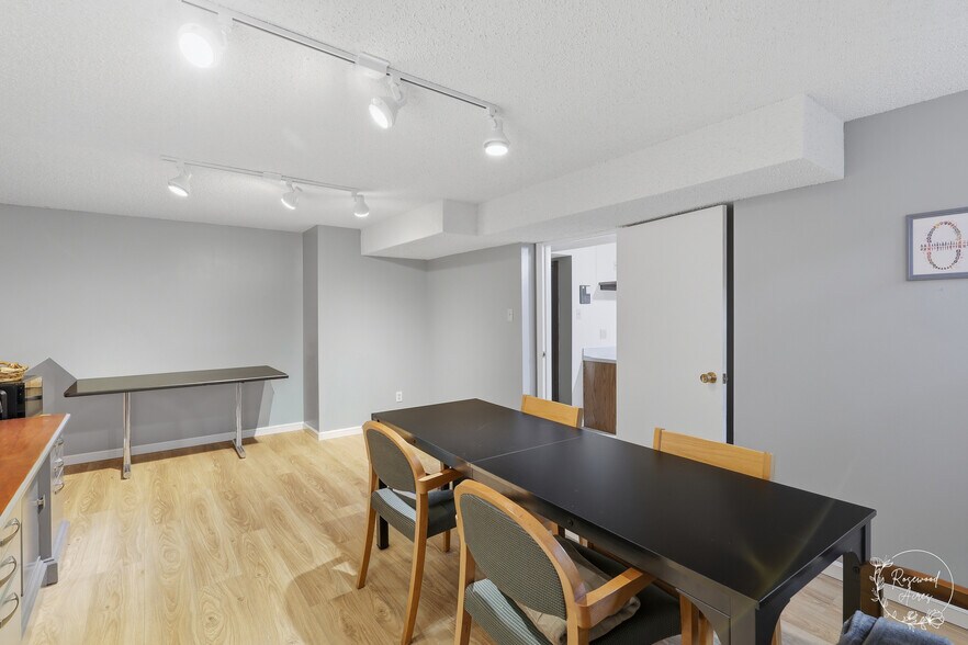 More Photos Of 31 Briarcliff Prof Ctr, Bourbonnais Office For Sale
