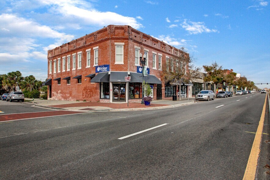 Primary Photo Of 1700-1712 N Main St, Jacksonville Storefront Retail Residential For Lease