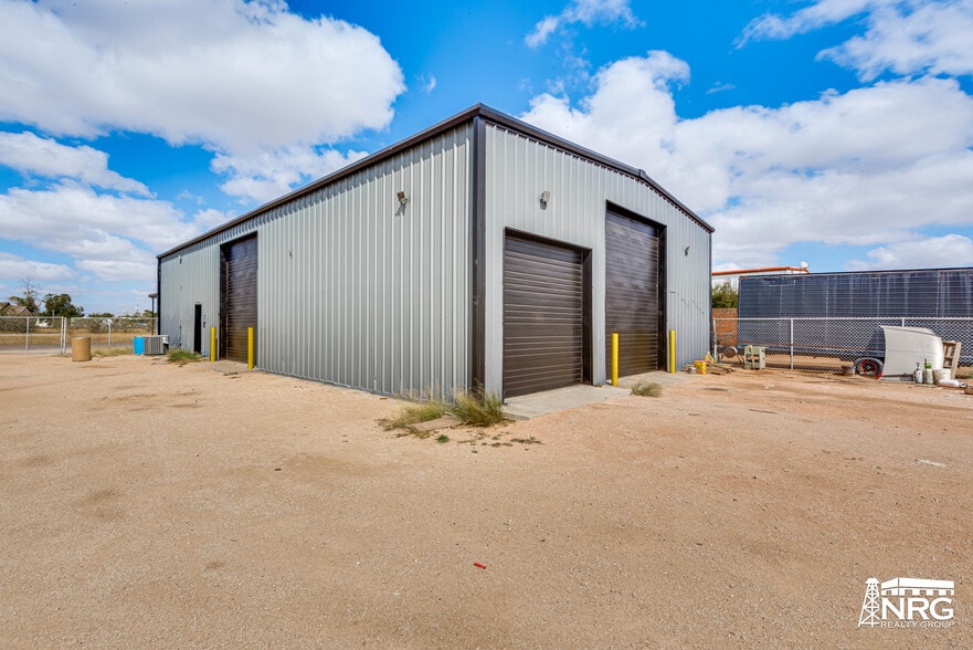More Photos Of 13023 W County Road 123, Odessa Warehouse For Sale