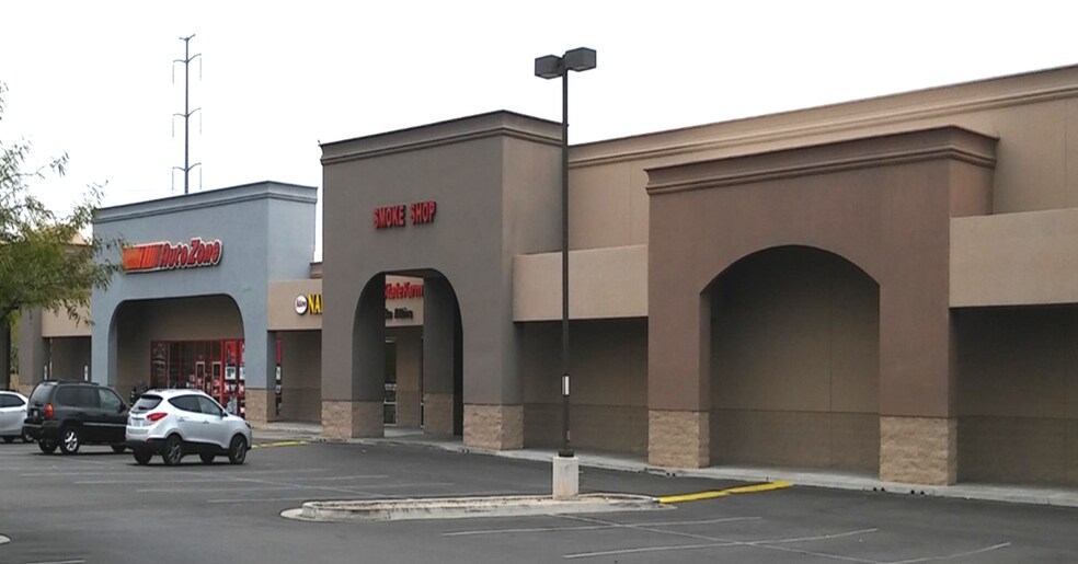 More Photos Of 21610 N 35th Ave, Glendale Unknown For Lease