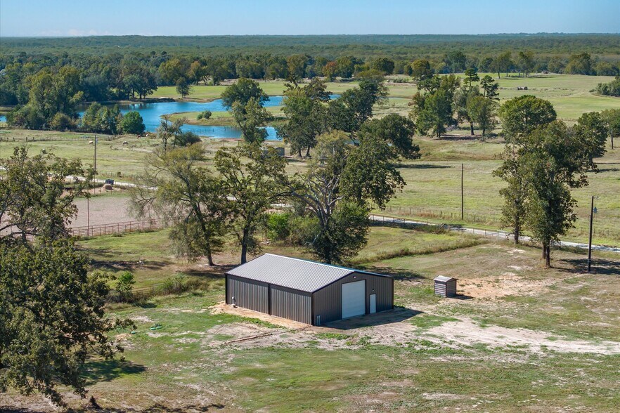 More Photos Of 806 County Road 2918, Alba Land For Sale