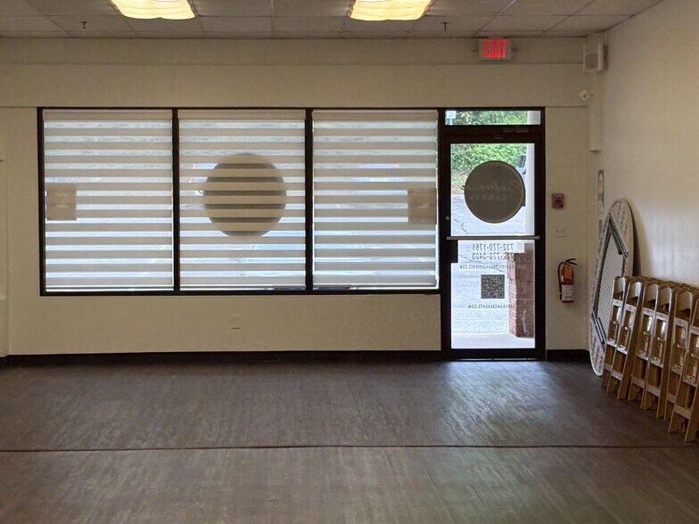 More Photos Of 326 Us Highway 22, Green Brook Unknown For Lease
