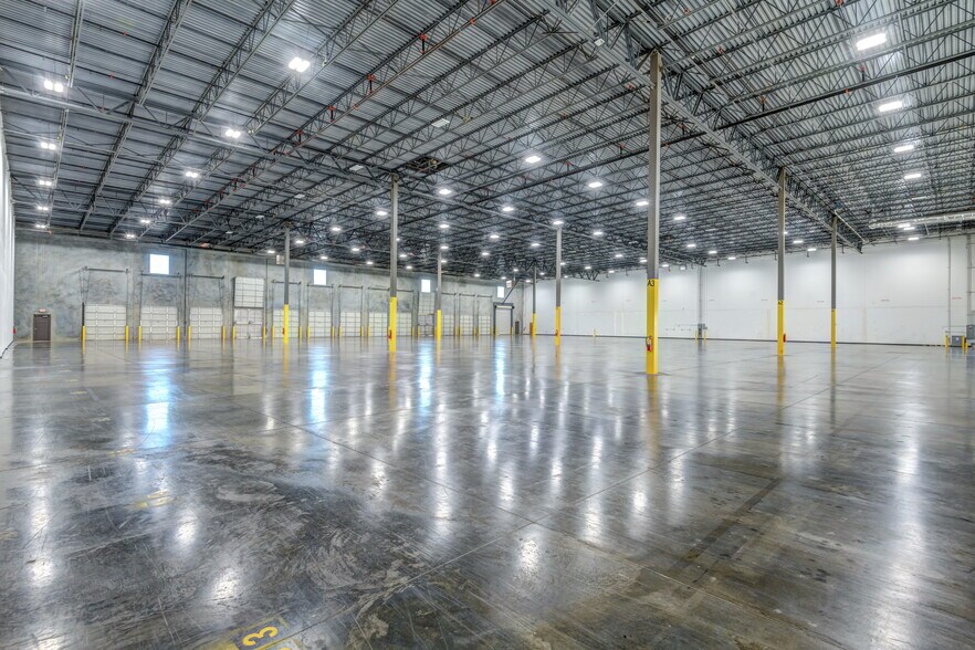 More Photos Of 4125 Welcome All Rd, Atlanta Warehouse For Lease
