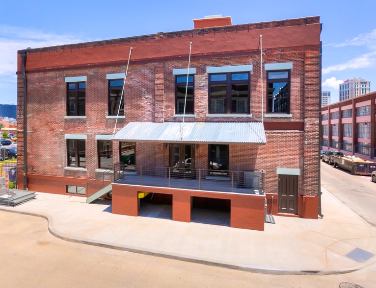 More Photos Of 401 Saint Joseph St, New Orleans Office For Sale