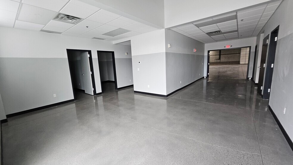 More Photos Of 230 Cutler Dr, North Salt Lake Warehouse For Lease