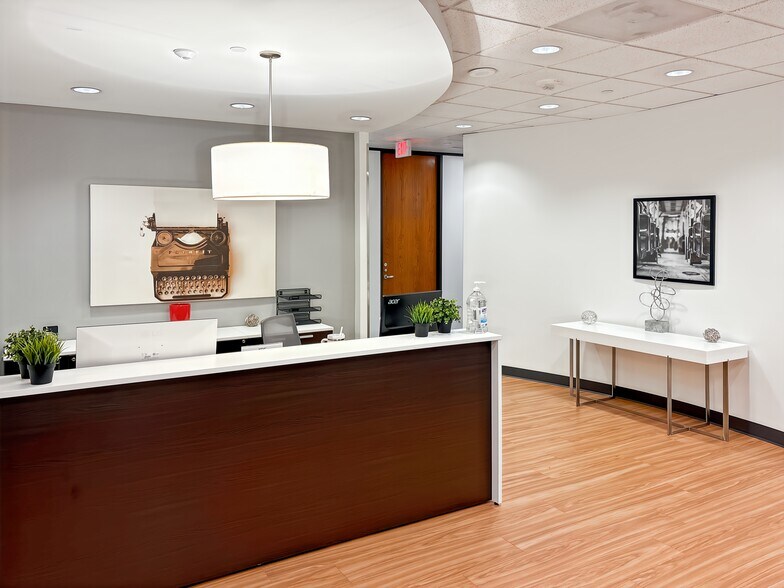 More Photos Of 1 Riverway, Houston Coworking Space