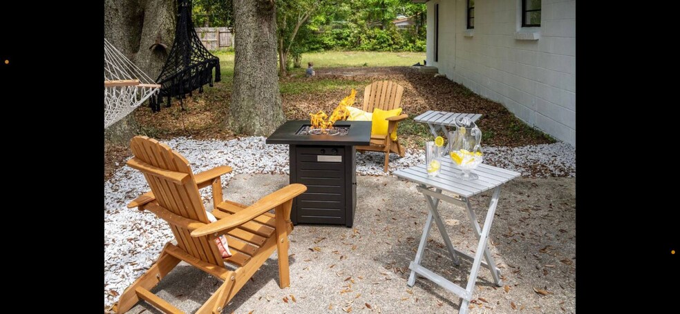 More Photos Of 2001 N 61st Ave, Pensacola Apartments For Sale